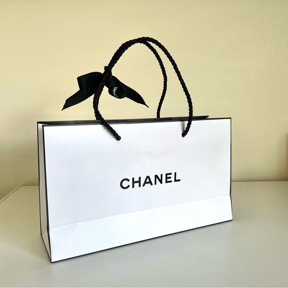 Authentic Chanel Small Shopping Bag - Picture 3 of 7